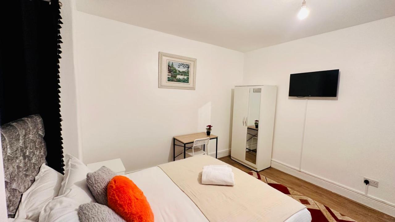 City Lodge Excel Londra Exterior foto